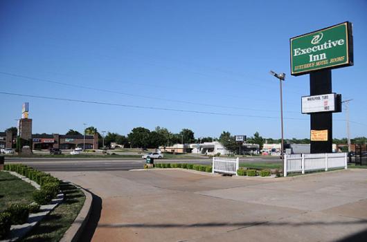 Executive Inn 奧克拉荷馬 外观 照片
